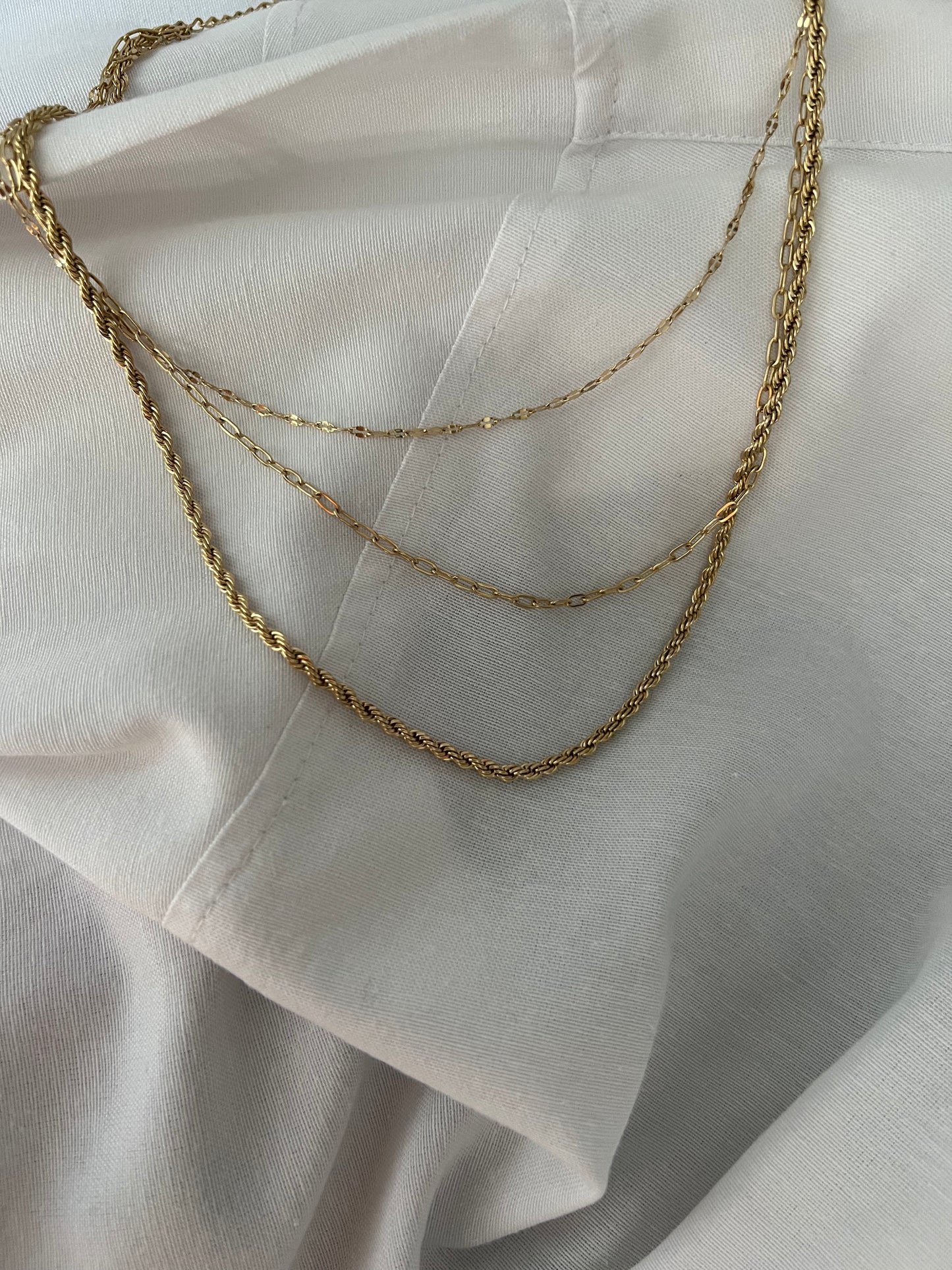 Collar triple